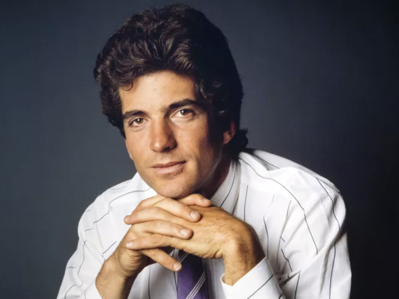 Notre look John F. Kennedy Jr.